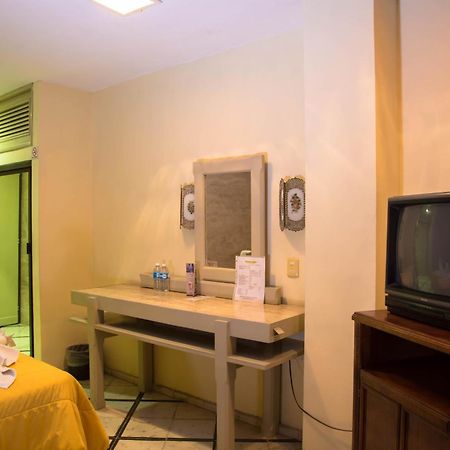 Hotel Ambassador מרידה חדר תמונה